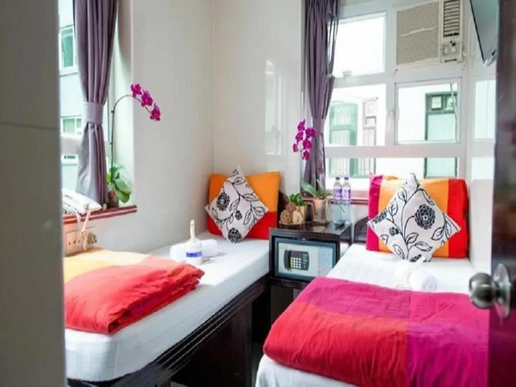 Premium Lounge Hotel Hong Kong Guest house