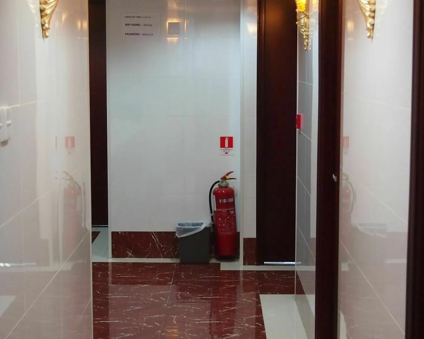 Guest house Premium Lounge Hotel Hong Kong China